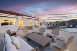Pool Views Hot Tub Fire Pit Arcade Vista Clara by AvantStay - Temecula - 4