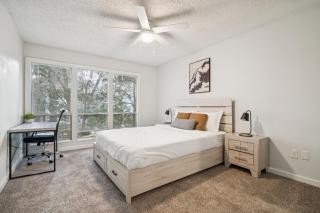 The Trails M262 I Spacious 2 Bed 2 Bath - 3