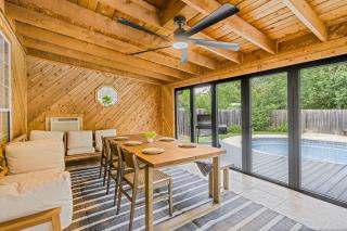 Pool House - Hot tub - Close to DT- Airport -Lounge - 7