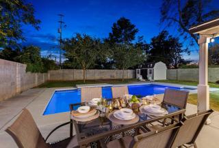Central Phx Cottage With Free Private Heated Pool! - 0