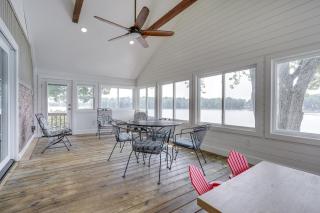 Kayaks, Rowboat and Game Room - Lake Gilead Getaway! - - 1