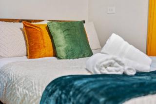 Private & Chic 2BR Guest Suite - Tucker - 2