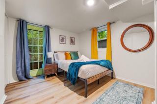 Private & Chic 2BR Guest Suite - Tucker - 6