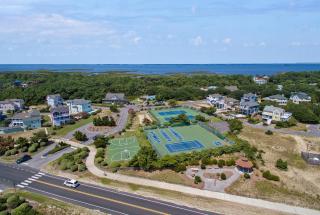 Salty Suite - Corolla - 8