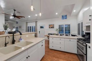 Central Phx Cottage With Free Private Heated Pool! - Phoenix - 3