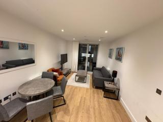 Cozy Lux City Centre 2 Bed 2 Bath Balcony PS4 - Birmingham - 2