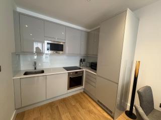 Cozy Lux City Centre 2 Bed 2 Bath Balcony PS4 - Birmingham - 1