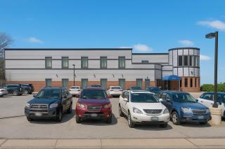 Signature Stay Inn & Suites - Downtown Hamilton - Hamilton - 2