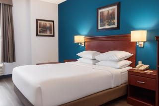 Signature Stay Inn & Suites - Downtown Hamilton - Hamilton - 0