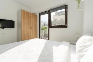 Downtown Urban Studio w Balcony Vol 1 - Bucharest - 3