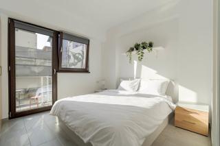 Downtown Urban Studio w Balcony Vol 1 - Bukarest - 8
