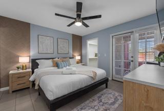The Tempe Designer Home! Pets Stay Free! - Tempe - 3