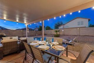 Super Comfy Home! With Private Heated Pool - Phoenix - 8