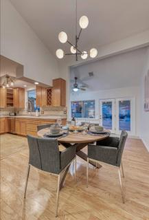 Private Oasis With The Best Backyard!!! - Phoenix - 1