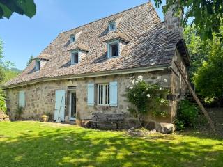 Le refuge d'Auvergne, calme, 8pers, jardin - 9