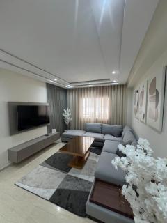 Elegant and comfortable apartment in Tangier, Luxury 3BR, AC, Bright Stay - Tanger - 0