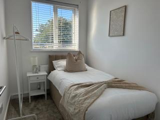Contractor House Sutton M6 M5 - Birmingham - 5