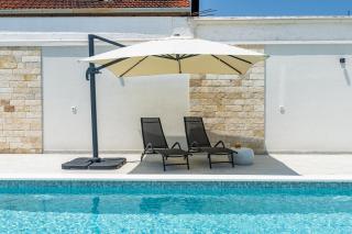 Villa 65 Large 55m2 Private Pool Peaceful Escape - Škabrnje - 8