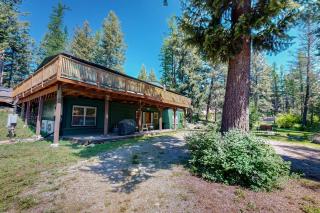 Hungry Horse Hideout - Upper Level - 2