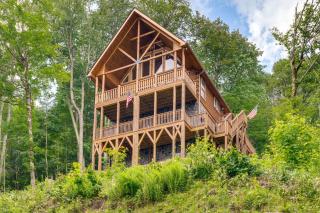 Hot Tub, Game Room and Views Mars Hill Mtn Retreat! - Swiss - 0