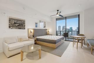 NEW Luxury Bay View Downtown Studio - Miami - 6