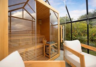The Glasshouse by MajorDomo - Central Home with Hot Tub & Sauna - 3