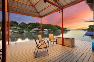 Pet-Friendly Granbury Home with Lake Access and Grill! - Granbury - 0