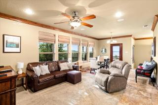 Pet-Friendly Granbury Home with Lake Access and Grill! - Granbury - 5