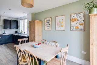 Family-Friendly Getaway - Garden & Parking Sleeps 7 - Oxford - 5