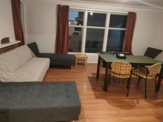 3 Bedroom Serviced House A, 30 Laurel St - Auckland - 2