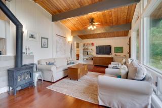 2 Blocks to Puget Sound Beach Lummi Island Home - Lummi Island - 8