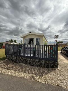 Andreas Fir Trees Retreat at 7 Lakes Country Park - Crowle - 0