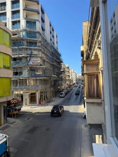 Gzira Getaway - Il-Gżira - 7
