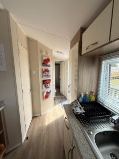 7 Lakes Retreat - Crowle - 3