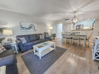 Serene 2 bed, 2 bath lodge, with amenities, 101AC lodge - Myrtle Beach - 7