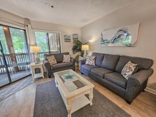 Serene 2 bed, 2 bath lodge, with amenities, 101AC lodge - Myrtle Beach - 6