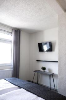 Hotel zur Post Witzhelden - Leichlingen - 2