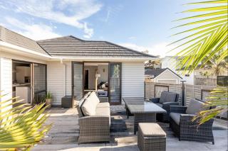 Your Downtown Mount Maunganui Escape Awaits! - Mount Maunganui - 9