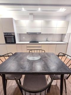 Seabreeze Two-Bedroom Apartment Sarande - Sarandë - 9