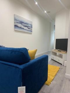 Modern City-Centre Flat with Fast WiFi & Parking - Leicester - 4