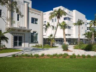 Kenmore Village Hotel, South Beach - Miami Beach - 3