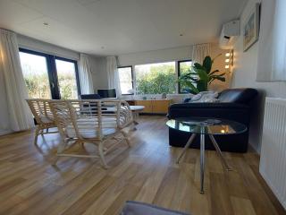 Chalet Sea Birds - 5