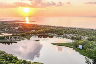 Spacious 3BR House with Firepit Grill Near Beach - Gary - 9