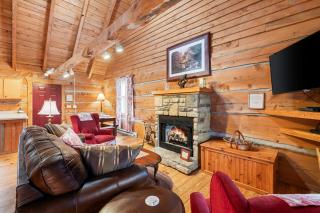 Romantic Cabin Getaway - Fast Wi-Fi - Pet-Friendly - Meadows of Dan - 8