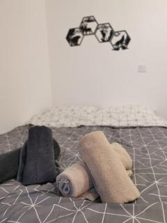 Tiny Hideaway - Charming Studio by Sea Garden - 1