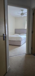 Stylish 1-Bed gated Flat with free Parking and steps from Bournemouth Beach - Bournemouth - 5
