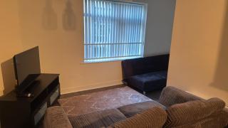 Stylish 1-Bed gated Flat with free Parking and steps from Bournemouth Beach - Bournemouth - 4