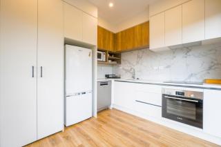 Modern 3-Bedroom Home in Mount Wellington - Auckland - 6