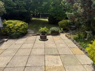 4 Bed House suitable for contractors and families - Bushey - 6