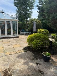 4 Bed House suitable for contractors and families - Bushey - 7